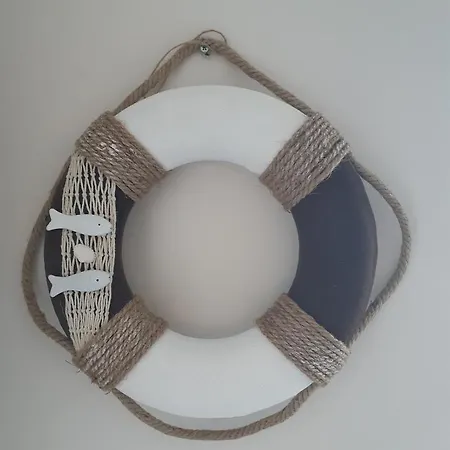 Sailors Vi Jalina Verwarmd Zwembad In Het Hoogseizoen アパート ニーウポールト