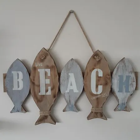 Sailors Vi Jalina Verwarmd Zwembad In Het Hoogseizoen アパート *