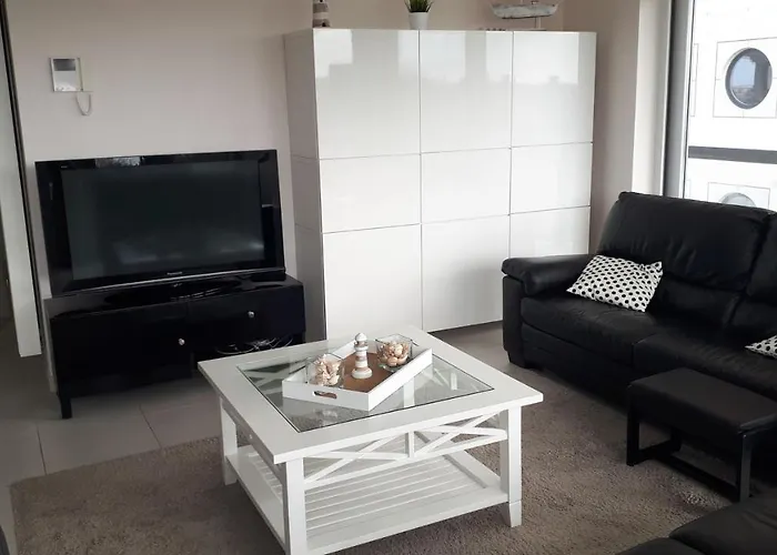 Apartment Sailors Vi Jalina Verwarmd Zwembad In Het Hoogseizoen *